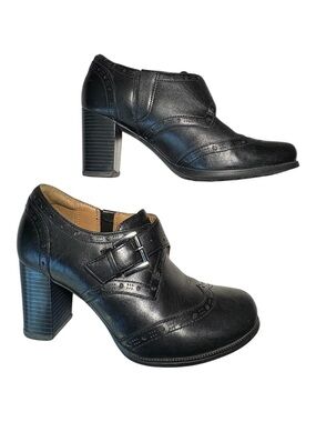 Clark’s Artisan Heeled Leather Buckle Booties, Black. US 7.